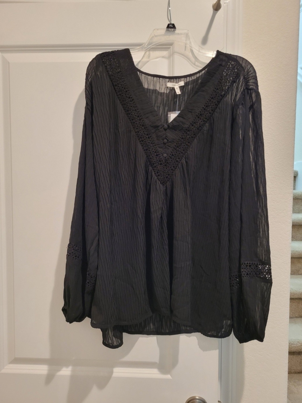 Maurices Lightweight Black V-Neck Crochet Trim Peasant Blouse NWT 4x